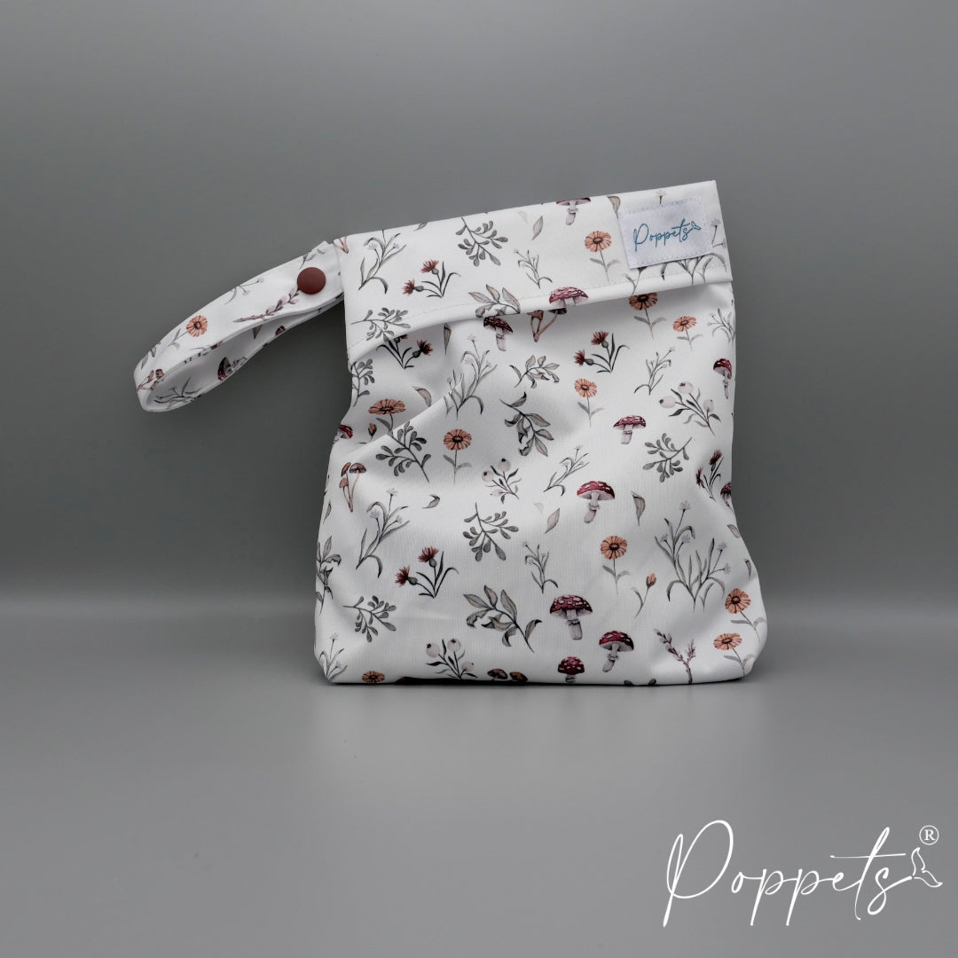 Poppets Baby - Mini Wipe Pouch